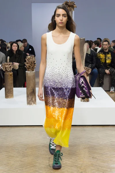 Look 35